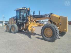 Caterpillar 12M - picture0' - Click to enlarge