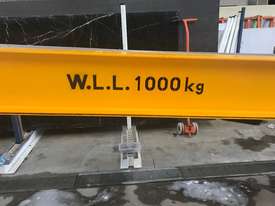 Jib Crane & Hoist - picture1' - Click to enlarge