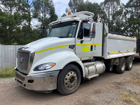 CAT CT610 Tipper Truck - picture0' - Click to enlarge