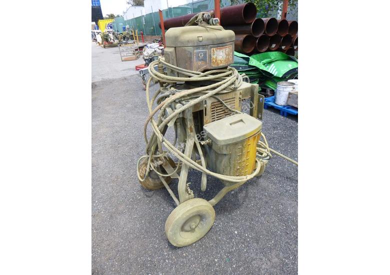 Used graco Graco XP70 Conventional Air Operated Industrial Spray Unit