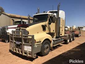 2005 Kenworth T604 - picture2' - Click to enlarge