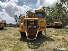 2005 Caterpillar 627G - picture1' - Click to enlarge