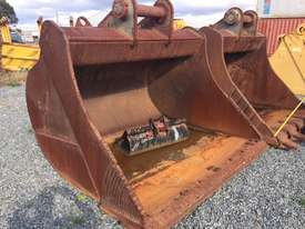 2400mm GP Bucket to suit Komatsu PC800-7 - picture0' - Click to enlarge