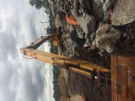 Long reach Excavator  320LC  - picture1' - Click to enlarge