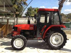 BRAND NEW YTO 454 TRACTOR - picture1' - Click to enlarge