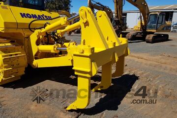   Komatsu D85 Multi Shank Quad Barrel Ripper