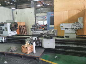 2015 Hankook KM-1300x4000 Heavy Duty Lathe - picture0' - Click to enlarge