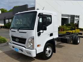 2017 HYUNDAI EX8 Cab Chassis Trucks - Lwb - picture0' - Click to enlarge