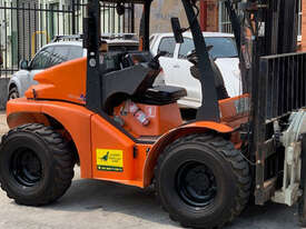 Mast Explorer 3T 4WD All Terrain Forklift Buggy FOR SALE - picture1' - Click to enlarge