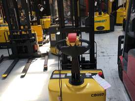 Battery Electric Walkie Stacker - picture1' - Click to enlarge