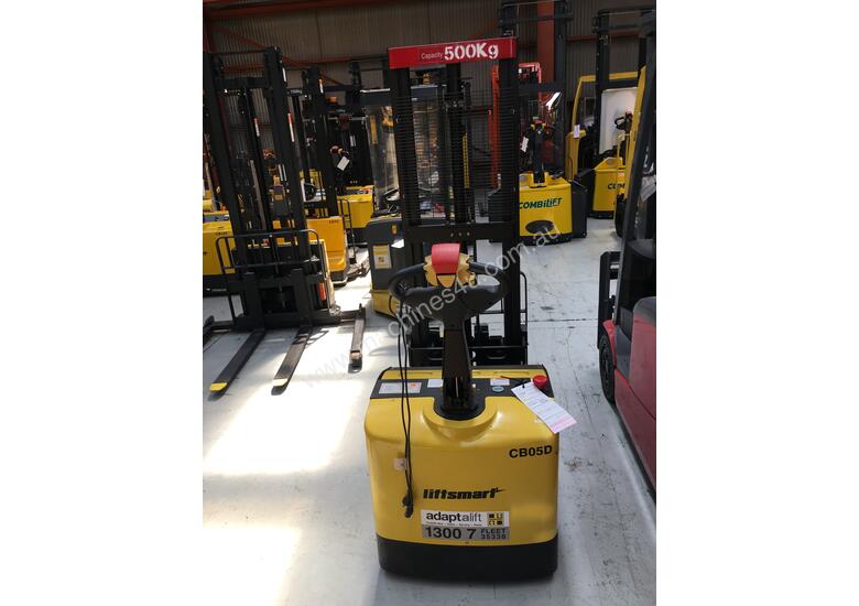 caption Battery Electric Walkie Stacker