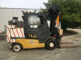 8.0T Diesel  Counterbalance Forklift - picture0' - Click to enlarge