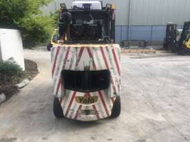 8.0T Diesel  Counterbalance Forklift - picture2' - Click to enlarge