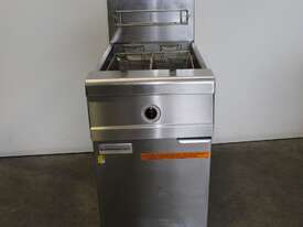 Frymaster MJCFSE Single Pan Fryer - picture0' - Click to enlarge
