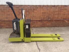 2.2t Electric CLARK Pallet Truck - Hire - picture1' - Click to enlarge