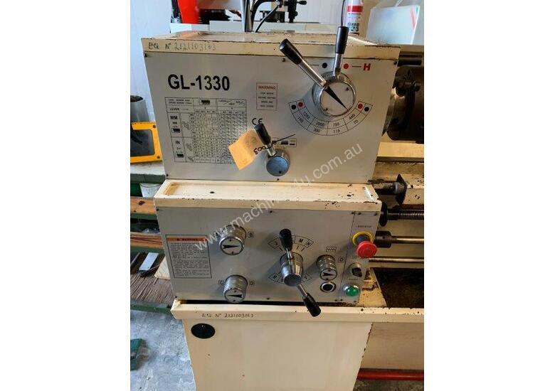 New jet Centre Lathe 330x900mm Turning Capacity Gap Bed Lathes in