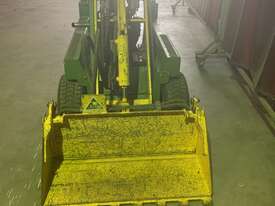 Kanga Mini Loader G520 - picture1' - Click to enlarge