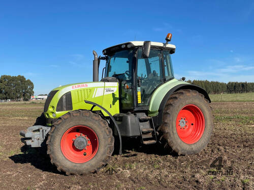 Claas ARION 630 FWA/4WD Tractor