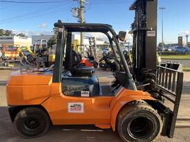 TOYOTA 02-7FG45 4.5TON FOR SALE - picture2' - Click to enlarge