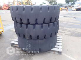 3 X CONTINENTAL CONTI TERMINAL 18.00-25 FORKLIFT TYRES - picture0' - Click to enlarge