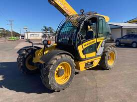 2013 New Holland LM740 Telehandler - picture0' - Click to enlarge