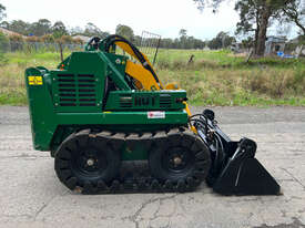 Kanga DT725 Skid Steer Loader - picture1' - Click to enlarge