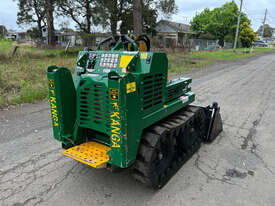 Kanga DT725 Skid Steer Loader - picture2' - Click to enlarge