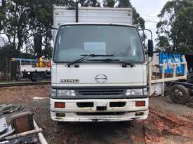 2002 HINO FC3J WRECKING STOCK #2080 - picture2' - Click to enlarge