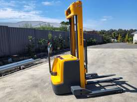 Forklift 1.4T Jungheinrich Walkie Stacker - picture1' - Click to enlarge