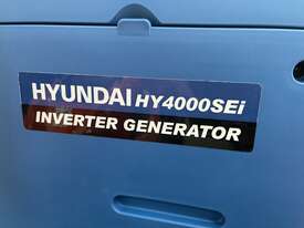 Hyundai HY4000SEi Inverter Generator - picture0' - Click to enlarge