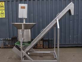 Commercial Auger Screw Conveyor Cheese Stretcher with Curd Cutter - MilkyLAB - picture0' - Click to enlarge