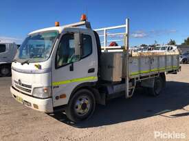 2009 Hino 300 714 Hybrid - picture0' - Click to enlarge