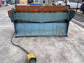 USED - FOLDER - 1400 X 1.6MM Capacity. Sold as is. - picture1' - Click to enlarge