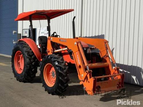 2004 Kubota M7040SU