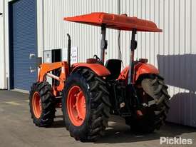 2004 Kubota M7040SU - picture2' - Click to enlarge