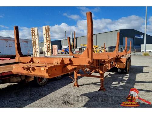 1970 HOWARD PORTER LOG CARRIER TRI AXLE TRAILER