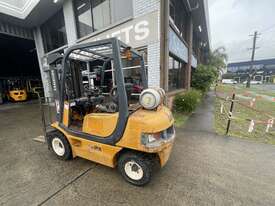 2.5 Tonne Container Mast Forklift For Sale - picture1' - Click to enlarge