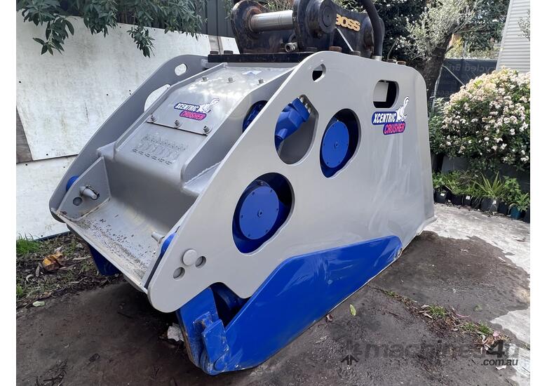 Used 2018 xcentric crusher Xcentric XC40 Crusher Bucket Crushing