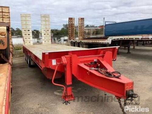 2020 AAA Trailers Tri Axle Tag Trailer