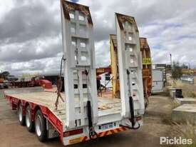 2020 AAA Trailers Tri Axle Tag Trailer - picture2' - Click to enlarge