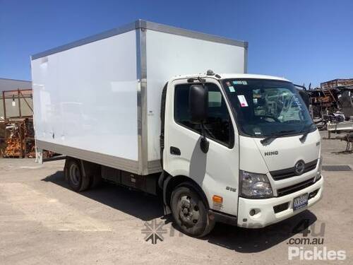 2020 Hino 300 series