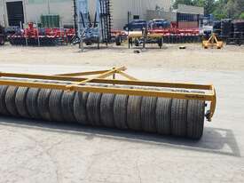 2023 FARMTECH TYRE ROLLER (3.0M) - picture1' - Click to enlarge