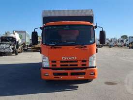 Isuzu FRR 500 - picture0' - Click to enlarge