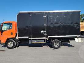 Isuzu FRR 500 - picture2' - Click to enlarge