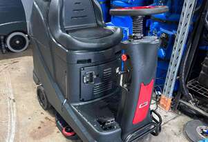 VIPER AS530R - COMPACT RIDE ON SCRUBBER/DRYER 120 hours