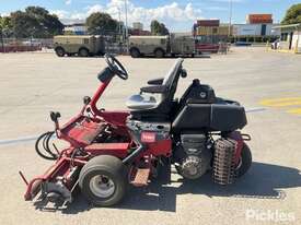 2010 Toro Greensmaster 3150 - picture1' - Click to enlarge