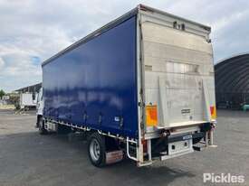 2012 Mitsubishi Fuso Fighter 1627 - picture2' - Click to enlarge