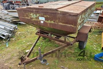   Trailing Sheep Feeder