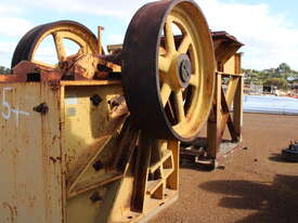 MAXIM JST600 JAW CRUSHER WITH STAND - picture2' - Click to enlarge