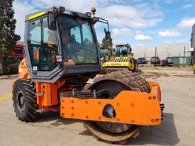 HAMM 3307P 7T PAD DRUM ROLLER WITH A/C CABIN AND 1750 HOURS - picture2' - Click to enlarge